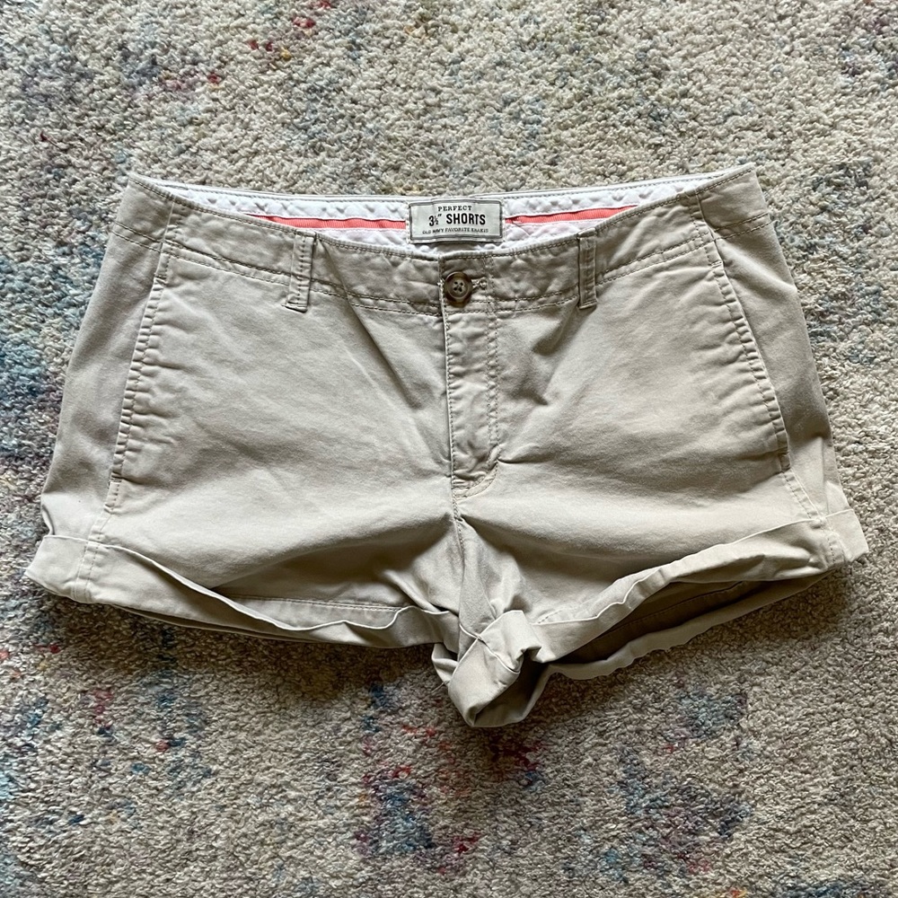 Old navy khaki shorts